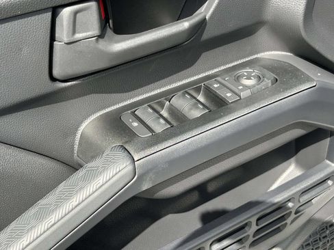 New 2026 Toyota 4Runner SR5 AWD/4WD image 18