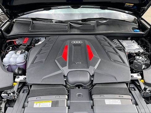 New 2026 Audi SQ8 Prestige image 12