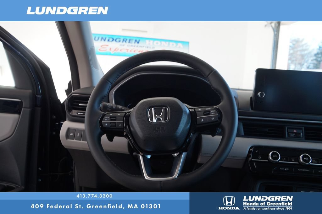 Used 2025 Honda Pilot EX-L image 19