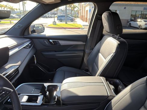New 2026 Buick Enclave Sport Touring w/ Super Cruise Package FWD image 17