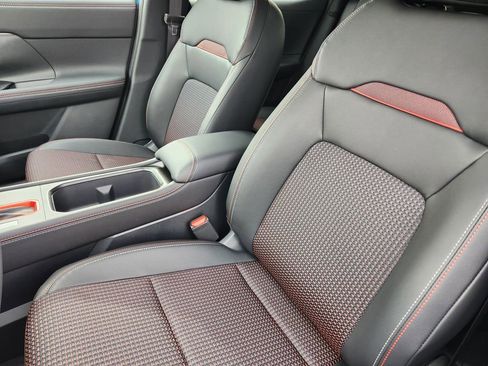 New 2026 Nissan Kicks SR w/ Cold Weather Package image 8