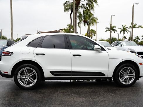 Used 2022 Porsche Macan AWD/4WD image 11