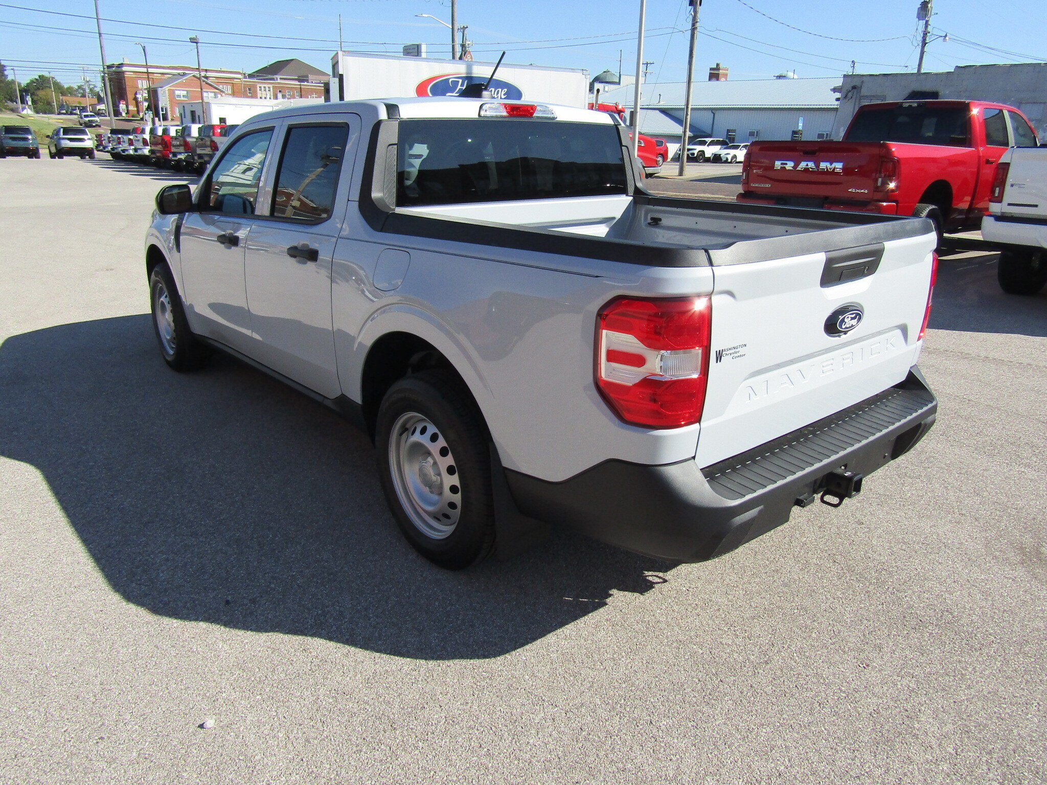Used 2026 Ford Maverick XL AWD/4WD image 5