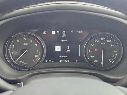 Certified 2022 Cadillac XT4 Premium Luxury w/ Technology Package image 28