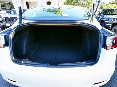 Used 2023 Tesla Model 3 Standard Range RWD image 17