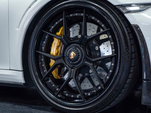 Used 2018 Porsche 911 Turbo S image 7