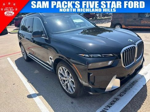 Used 2024 BMW X7 xDrive40i AWD/4WD image 3