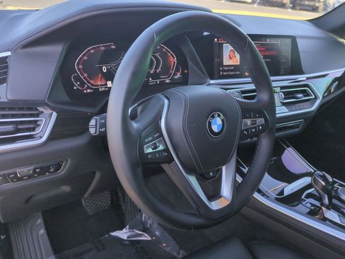 Used 2021 BMW X5 xDrive40i w/ Premium Package 2 image 18