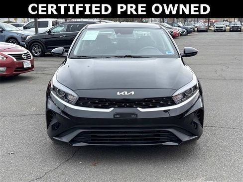 Used 2023 Kia Forte LXS image 6