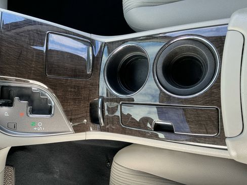 Used 2013 Toyota Venza LE image 15