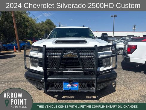 Used 2024 Chevrolet Silverado 2500 Custom w/ Custom Convenience Package AWD/4WD image 7