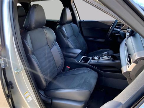 Used 2022 Mitsubishi Outlander SE FWD image 9