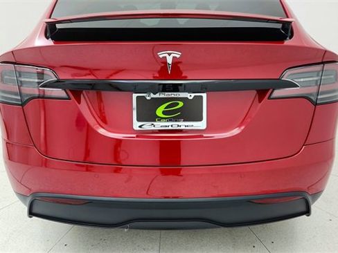 Used 2023 Tesla Model X image 11