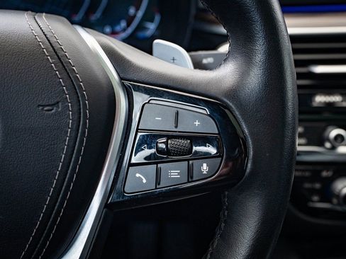 Used 2021 BMW 540i xDrive w/ Premium Package image 24