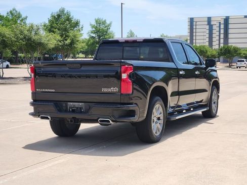 Used 2021 Chevrolet Silverado 1500 High Country w/ Technology Package AWD/4WD image 5