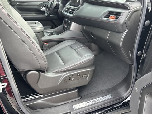 Used 2022 Chevrolet Tahoe RST w/ Luxury Package image 18