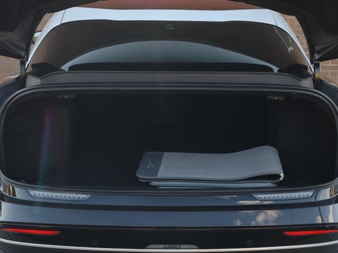 Used 2023 Lucid Air Touring AWD/4WD image 11