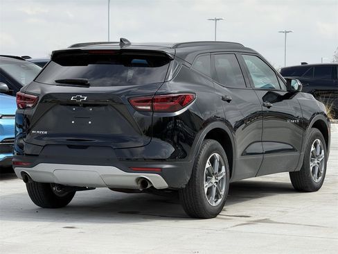 Certified 2024 Chevrolet Blazer LT w/ Convenience Package image 4
