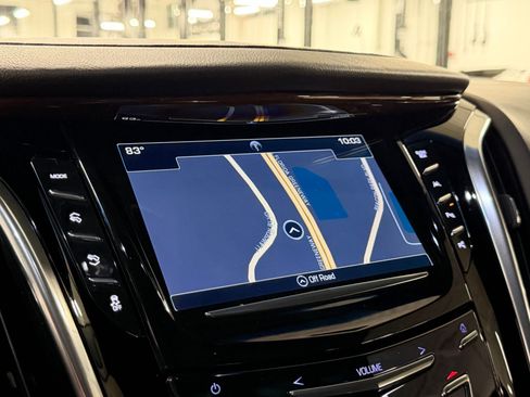 Used 2017 Cadillac Escalade Luxury AWD/4WD image 24