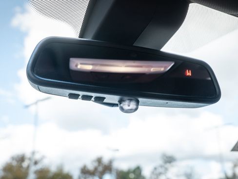 Used 2018 BMW M3 Base image 53