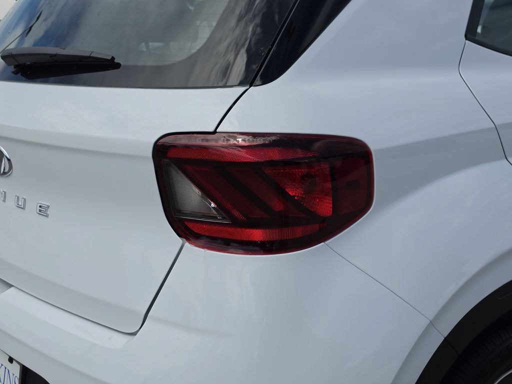 New 2026 Hyundai Venue SEL FWD image 36