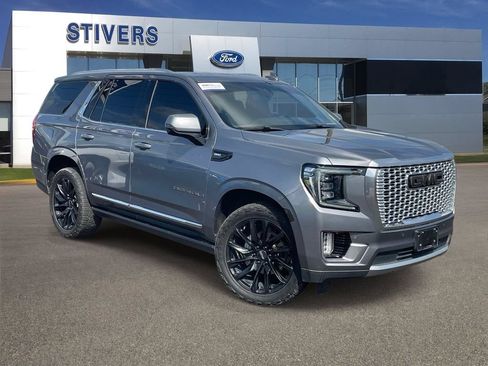 Used 2021 GMC Yukon Denali w/ Denali Premium Package AWD/4WD image 1