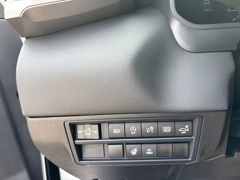New 2026 Toyota Tundra Limited AWD/4WD image 25