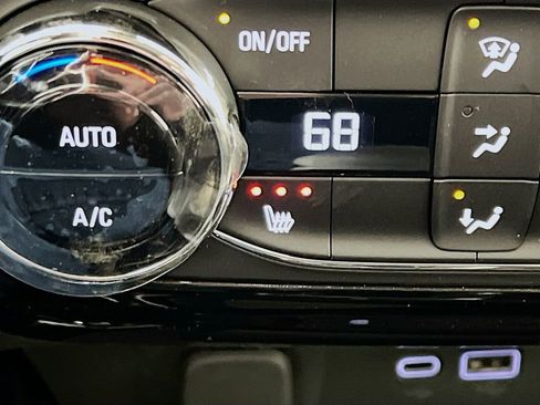 New 2026 Chevrolet Trax LT w/ Driver Confidence Package image 19