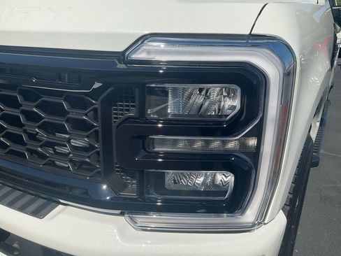 New 2026 Ford F250 Lariat AWD/4WD image 9