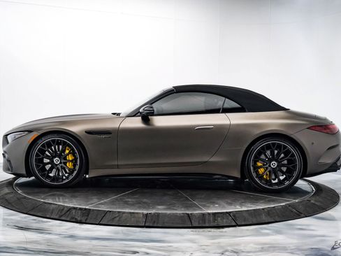 Used 2022 Mercedes-Benz SL 55 AMG 4MATIC image 10