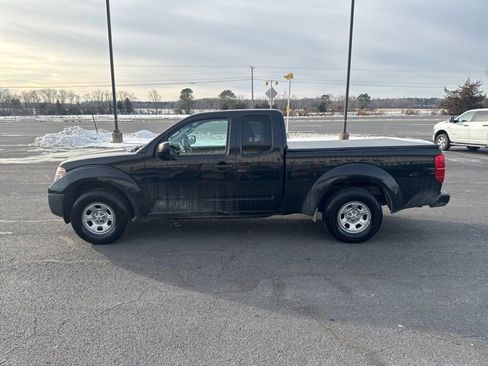 Used 2017 Nissan Frontier S image 7