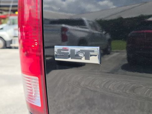 Used 2020 RAM 1500 Classic SLT AWD/4WD image 12
