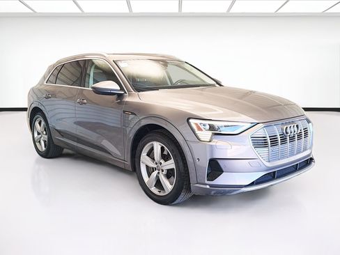Used 2019 Audi e-tron Premium Plus AWD/4WD image 3