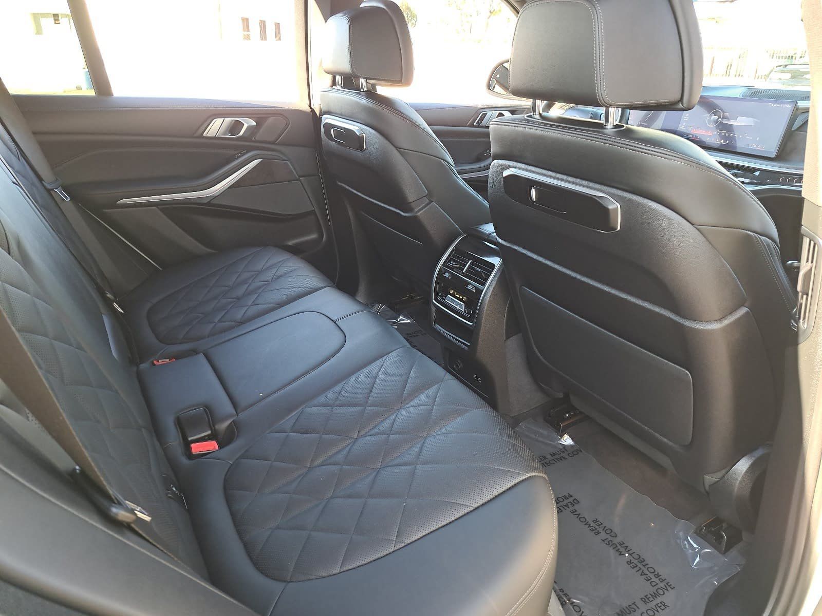 Used 2024 BMW X5 xDrive40i w/ Premium Package AWD/4WD image 11