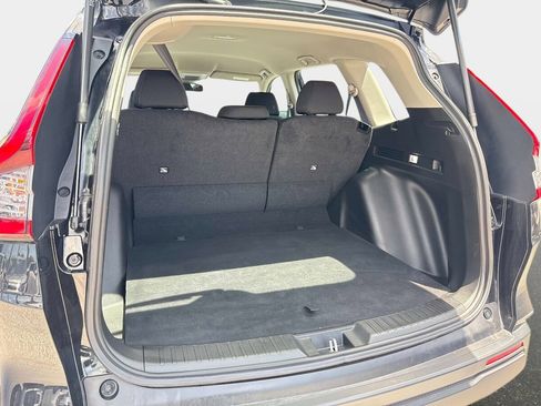 Used 2024 Honda CR-V LX image 9