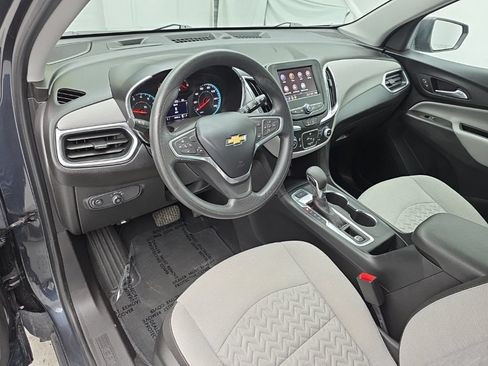 Used 2022 Chevrolet Equinox LS AWD/4WD image 16