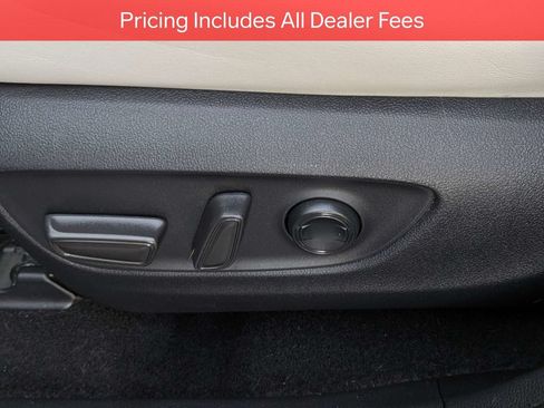 Used 2022 Toyota RAV4 XLE Premium FWD image 21