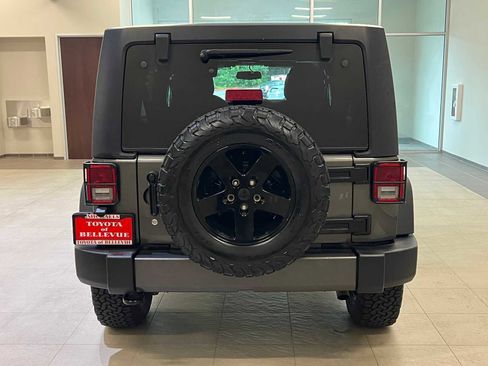Used 2017 Jeep Wrangler Unlimited Sport image 5