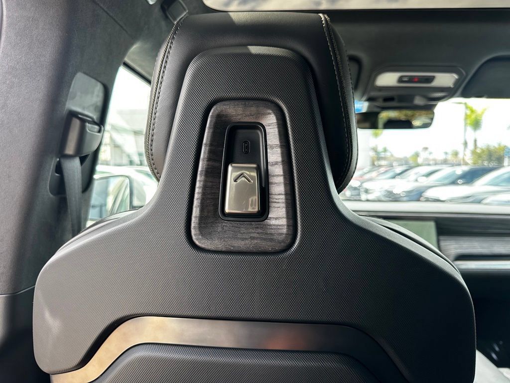Used 2022 Rivian R1T Launch Edition AWD/4WD image 26
