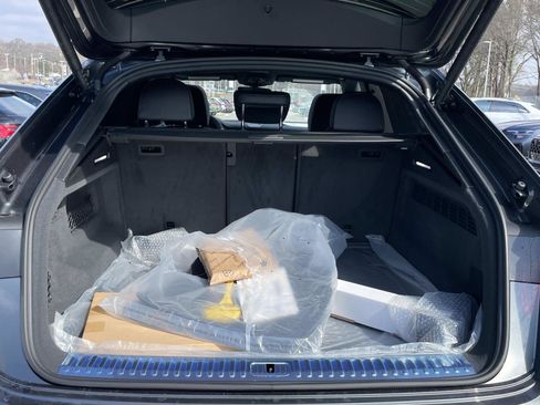 New 2026 Audi Q8 Premium Plus image 10