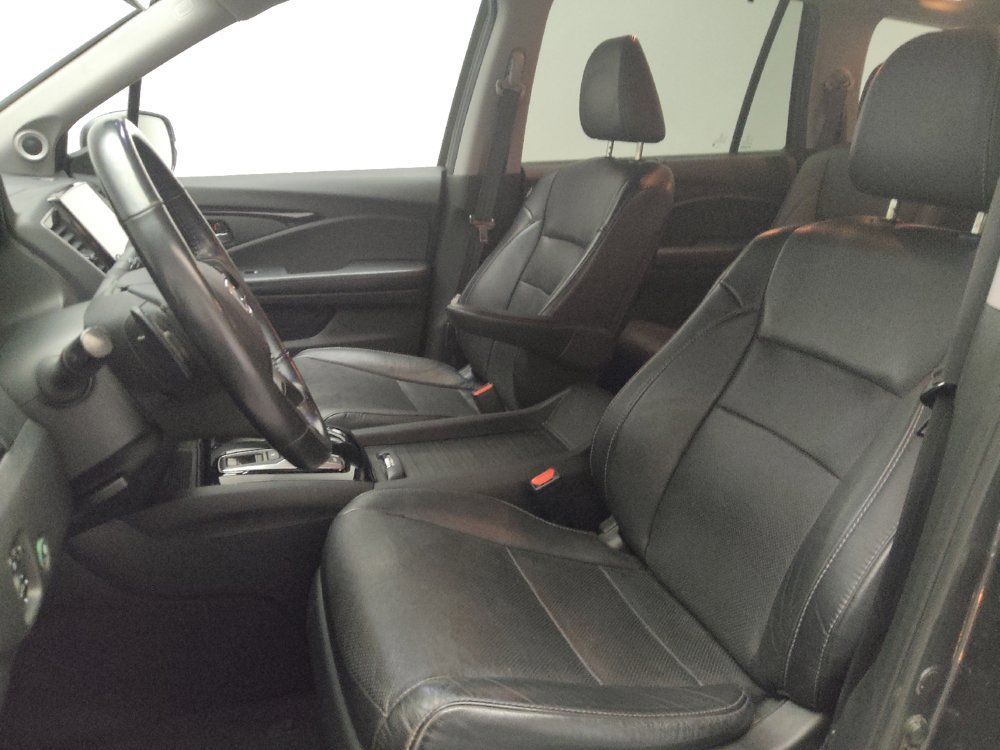 Used 2019 Honda Pilot Elite image 17
