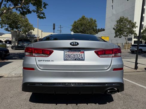 Used 2020 Kia Optima LX FWD image 10
