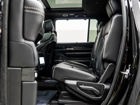 Used 2024 Jeep Grand Wagoneer L Series II w/ Quick Order Packagew 28T image 40