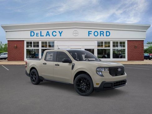 New 2025 Ford Maverick XLT w/ XLT Luxury Package image 7