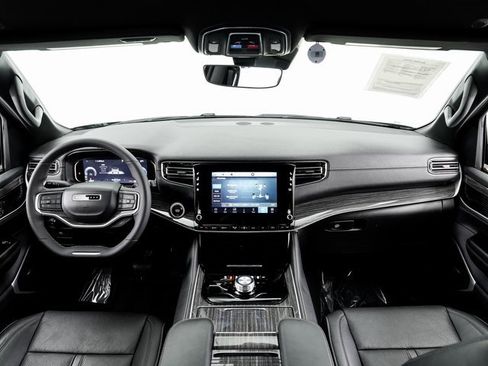 Used 2022 Jeep Wagoneer Series II image 20