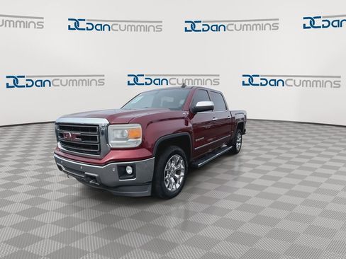 Used 2015 GMC Sierra 1500 SLT w/ SLT Crew Cab Value Package image 4