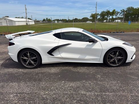 Used 2023 Chevrolet Corvette Stingray Coupe w/ Z51 Performance Package RWD image 9