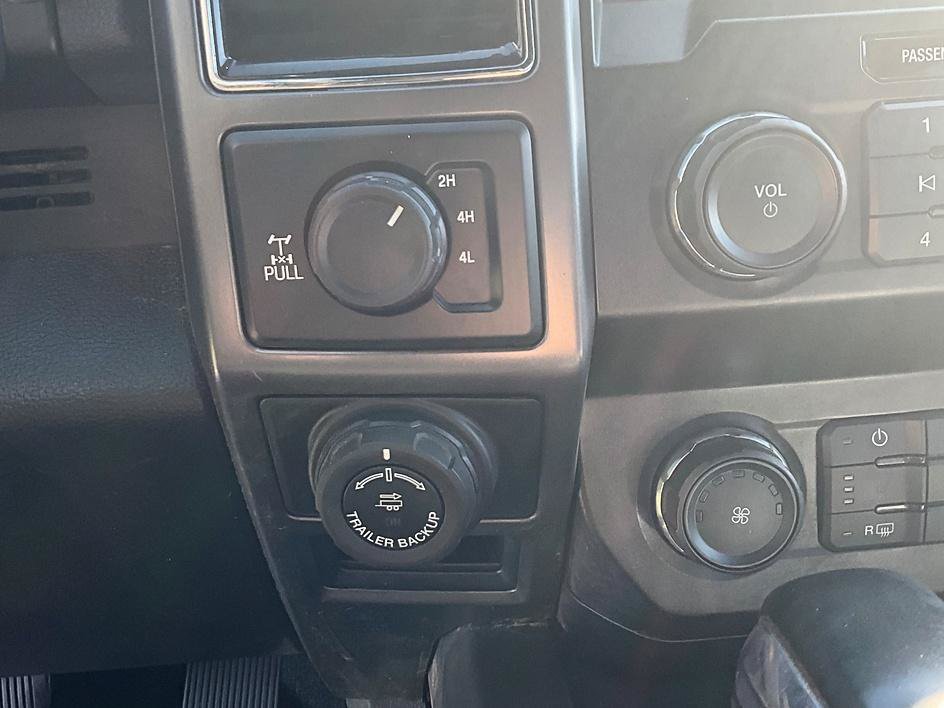 Used 2019 Ford F150 XLT w/ Equipment Group 302A Luxury AWD/4WD image 17