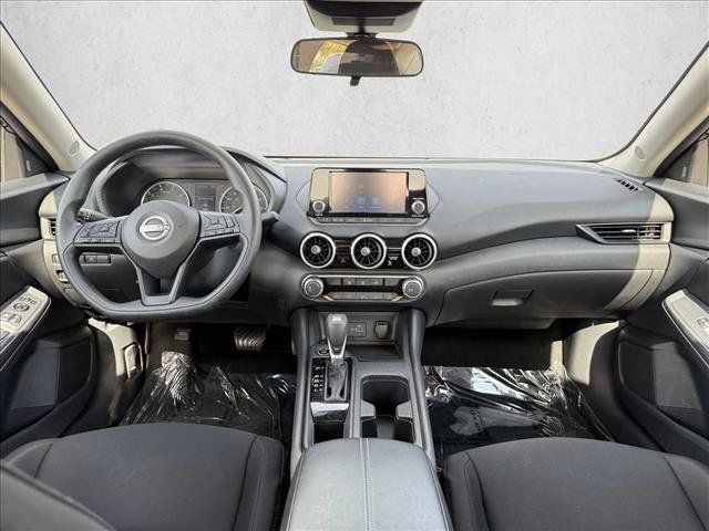 Used 2025 Nissan Sentra S FWD image 14