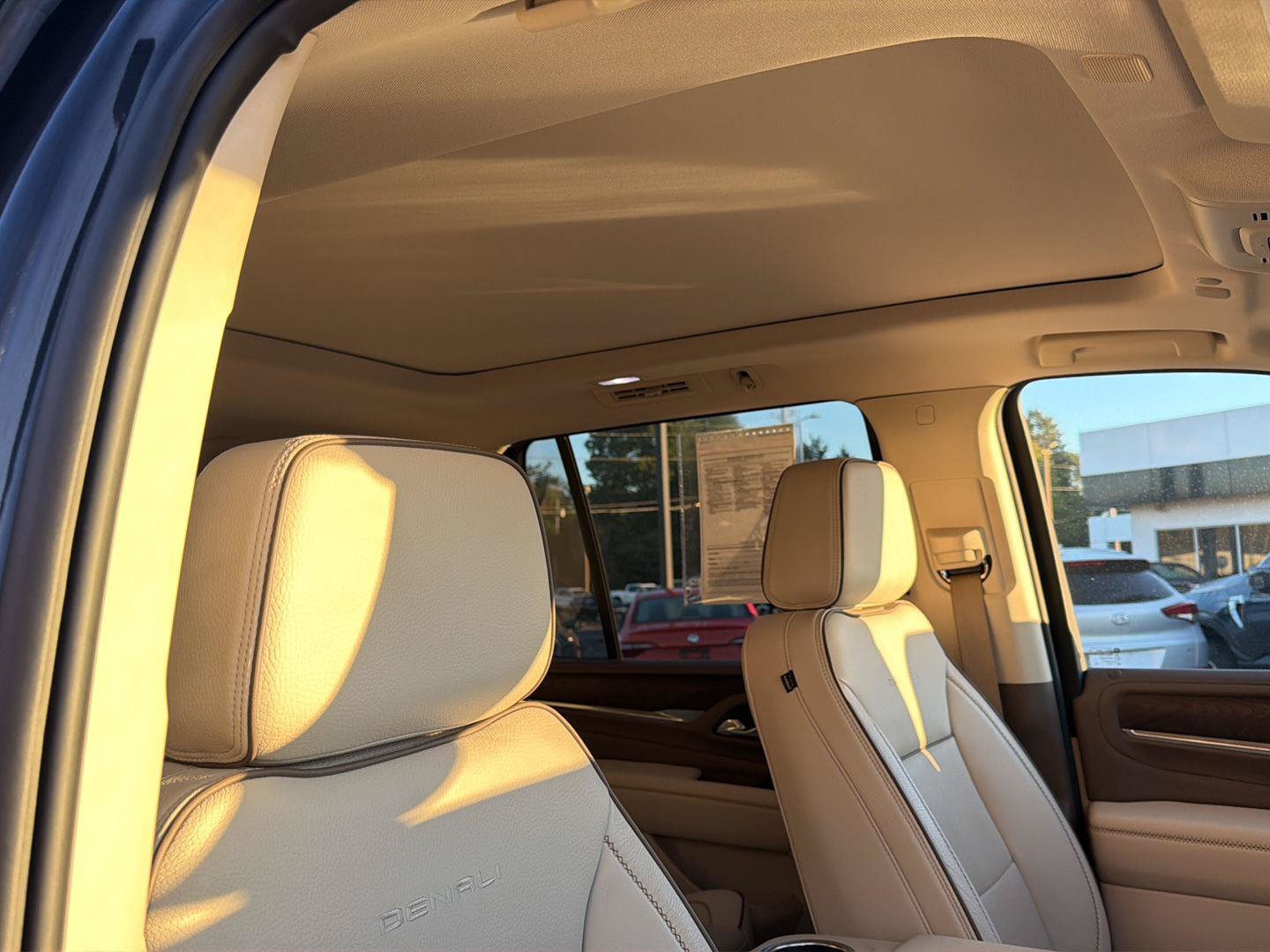 Used 2023 GMC Yukon Denali AWD/4WD image 23